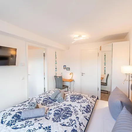 Apartment Prora - Mit Sauna, Balkon, Meerblick, Waschmaschine - Meerlust *